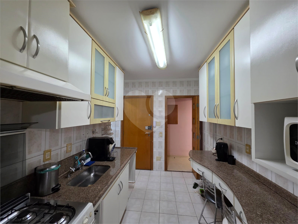 Apartamento Santa Teresinha / 02 Dormitórios