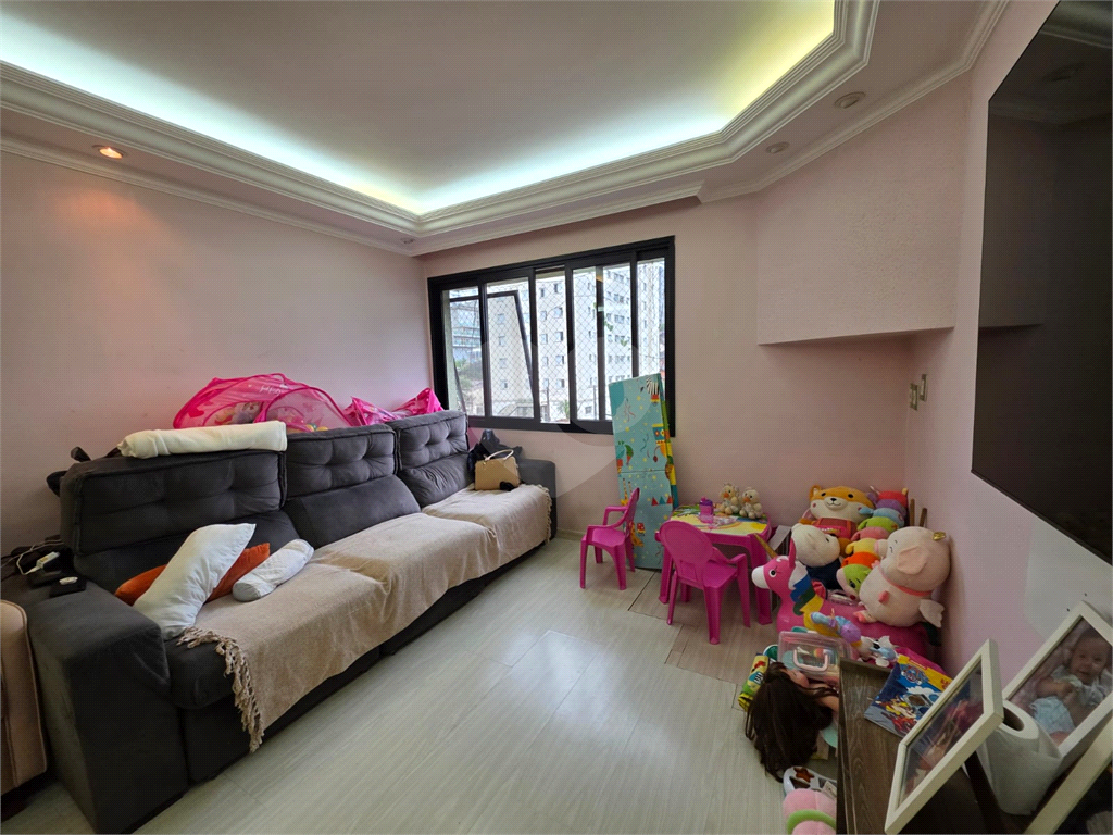 Apartamento Santa Teresinha / 02 Dormitórios