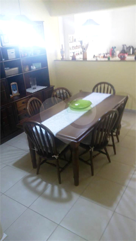 Sobrado com 150 m² Jardim Sônia