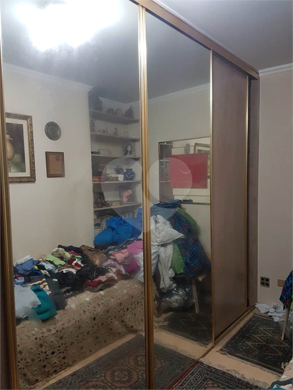 Apartamento com 210m 4 dorm 1 suite 2 banheiros e 2 vagas de garagem perto do metro São Judas 