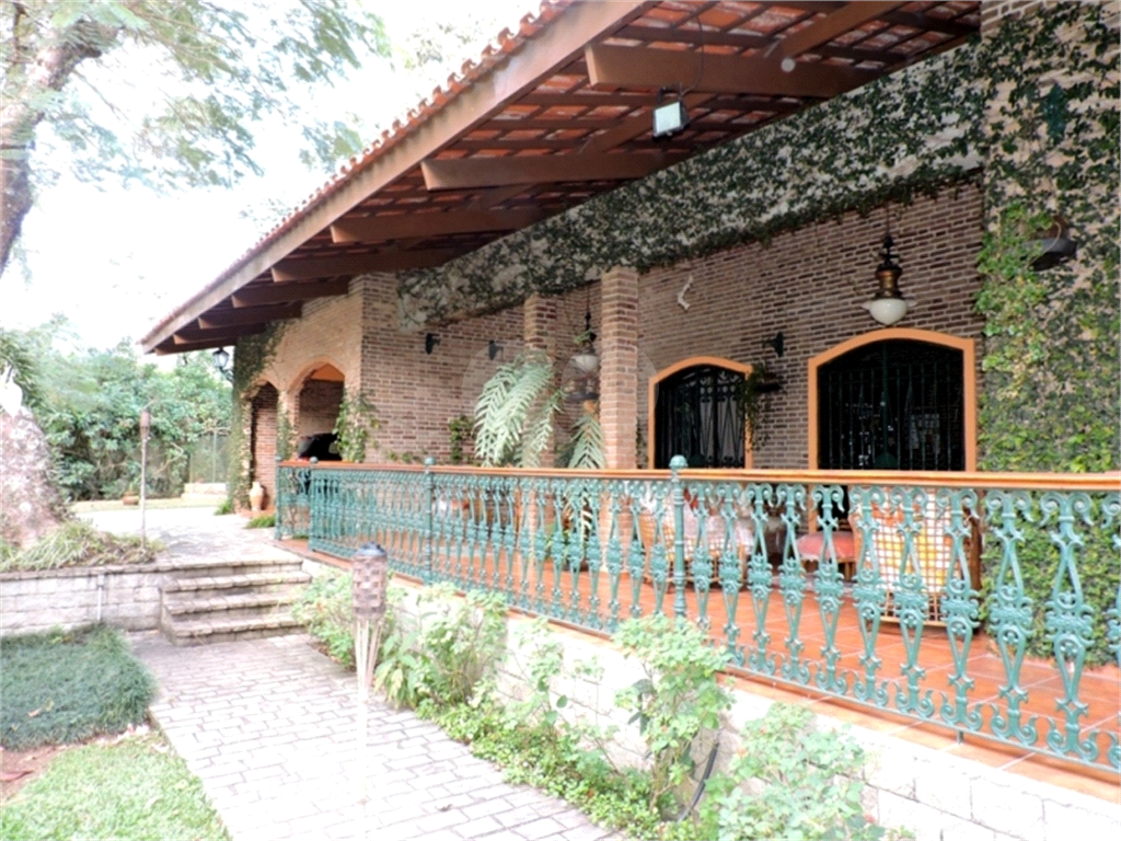 CASA EM CONDOMÍNIO  - 4 DORMS - GRANJA VIANA/ SP