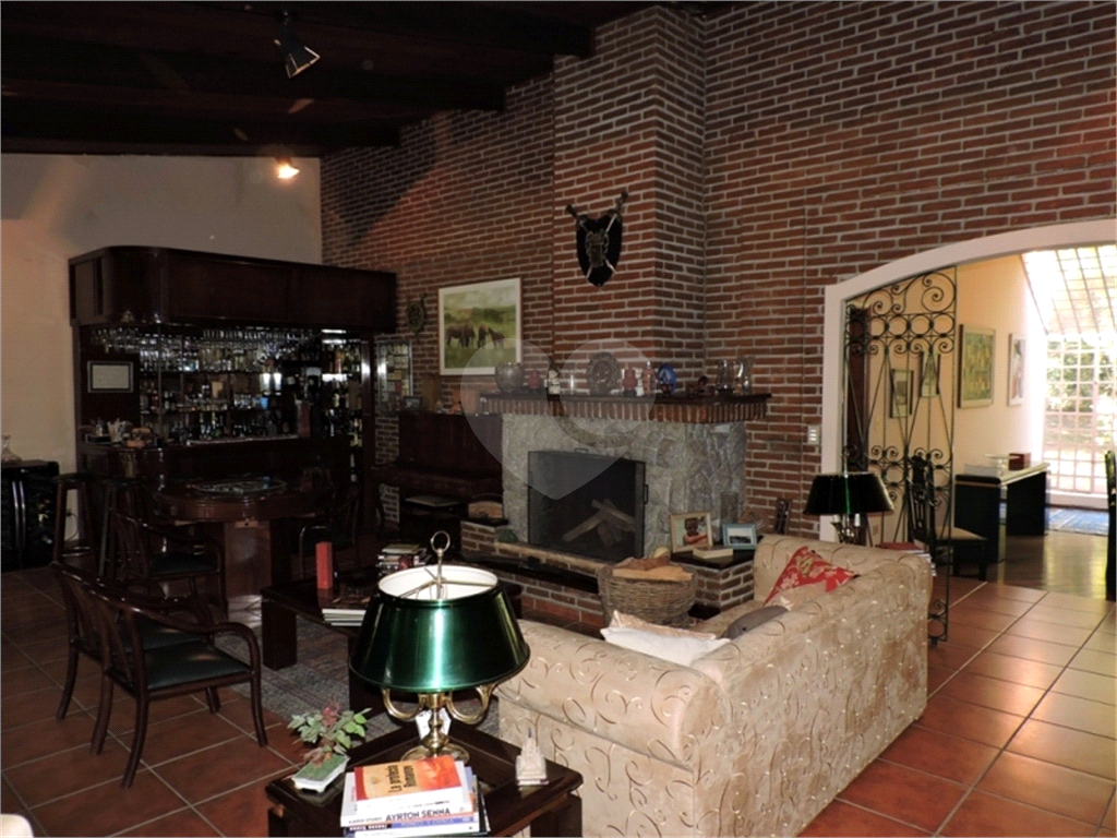 CASA EM CONDOMÍNIO  - 4 DORMS - GRANJA VIANA/ SP