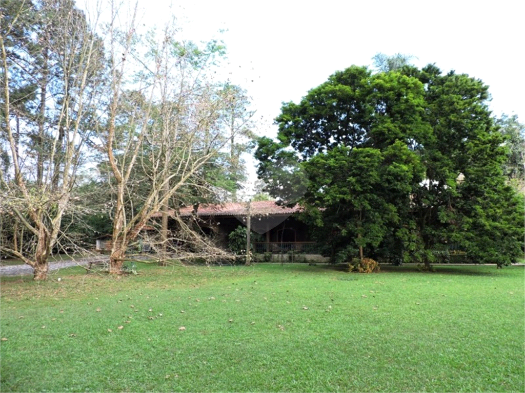 CASA EM CONDOMÍNIO  - 4 DORMS - GRANJA VIANA/ SP