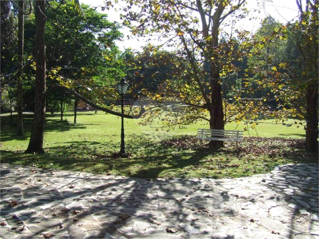 CASA EM CONDOMÍNIO  - 4 DORMS - GRANJA VIANA/ SP