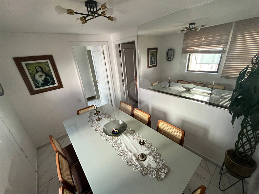 APARTAMENTO em SANTANA