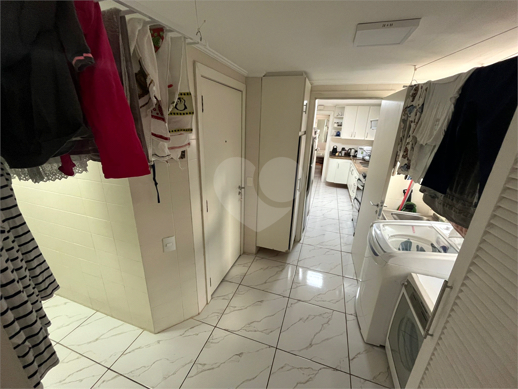 APARTAMENTO em SANTANA