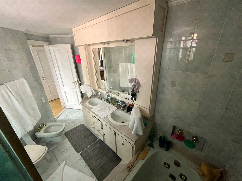 APARTAMENTO em SANTANA