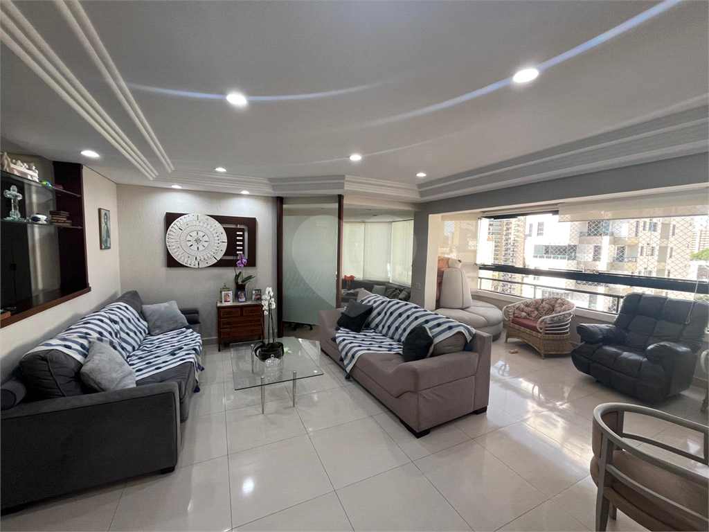 APARTAMENTO em SANTANA