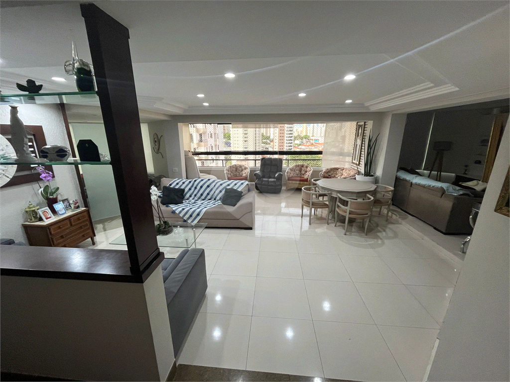 APARTAMENTO em SANTANA