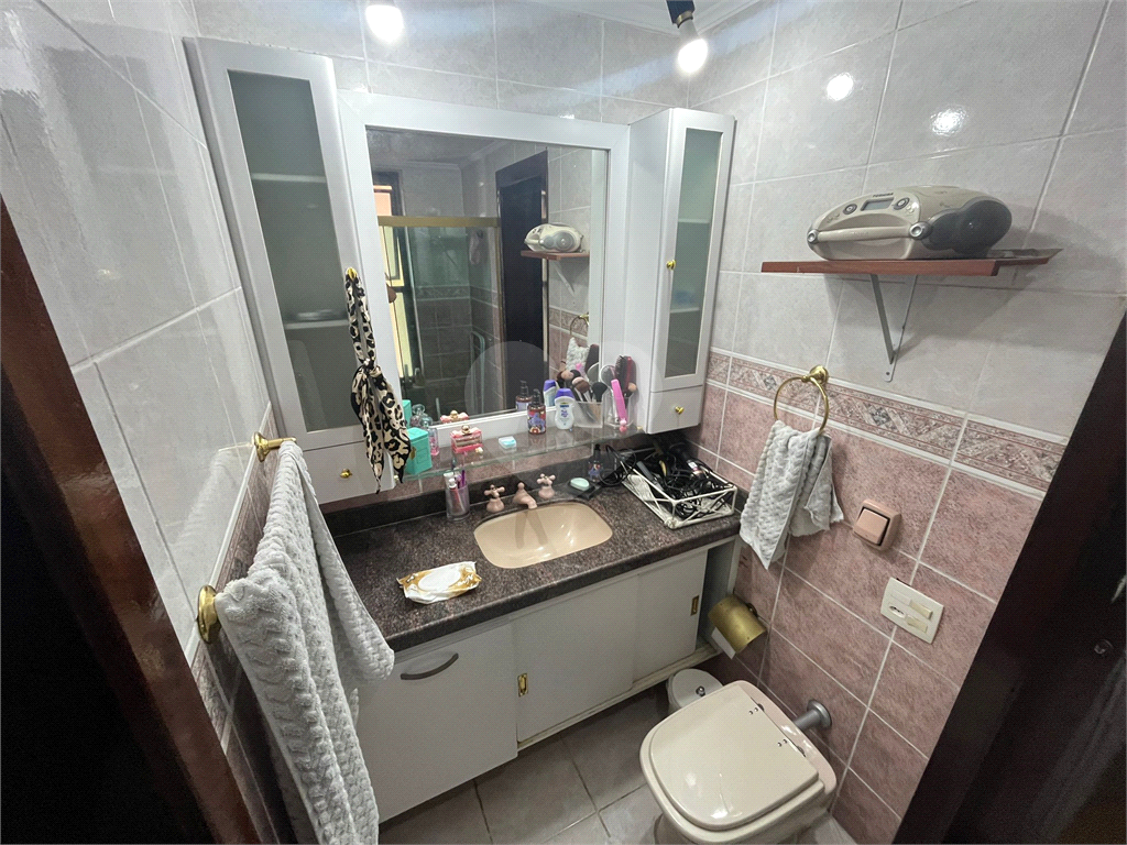 APARTAMENTO em SANTANA