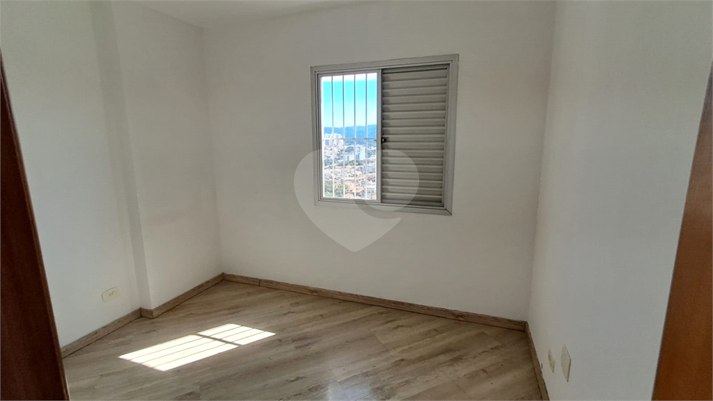 Apartamento à Venda 58m²| 2 Dormitórios| Sala para 2 Ambientes| 1 Vaga| Varanda em Santana