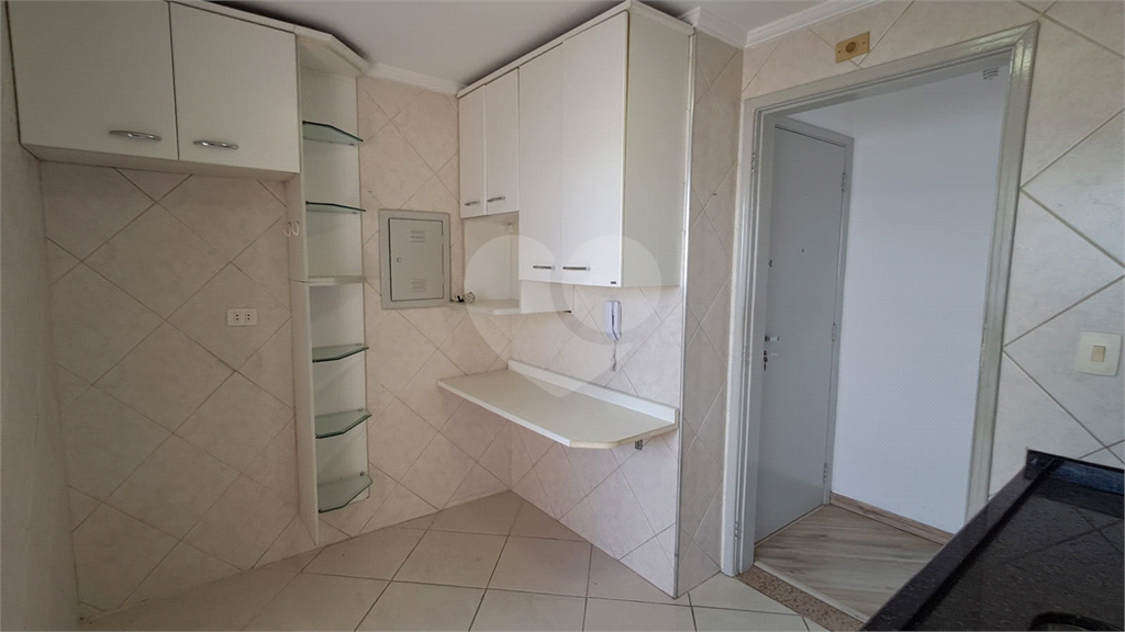 Apartamento à Venda 58m²| 2 Dormitórios| Sala para 2 Ambientes| 1 Vaga| Varanda em Santana