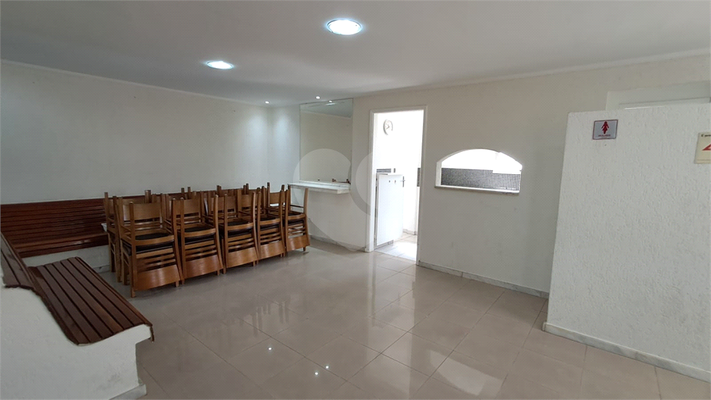 Apartamento à Venda 58m²| 2 Dormitórios| Sala para 2 Ambientes| 1 Vaga| Varanda em Santana