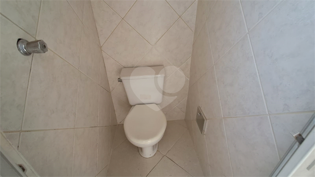 Apartamento à Venda 58m²| 2 Dormitórios| Sala para 2 Ambientes| 1 Vaga| Varanda em Santana