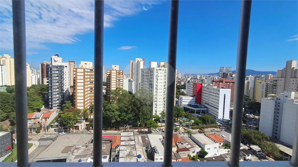 Apartamento à Venda 58m²| 2 Dormitórios| Sala para 2 Ambientes| 1 Vaga| Varanda em Santana