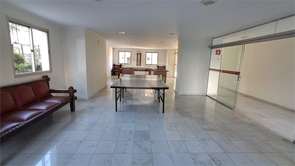 Apartamento à Venda 58m²| 2 Dormitórios| Sala para 2 Ambientes| 1 Vaga| Varanda em Santana