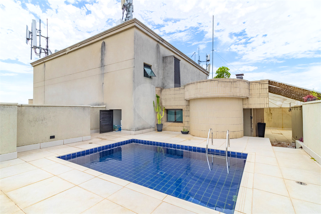 COBERTURA em MORUMBI