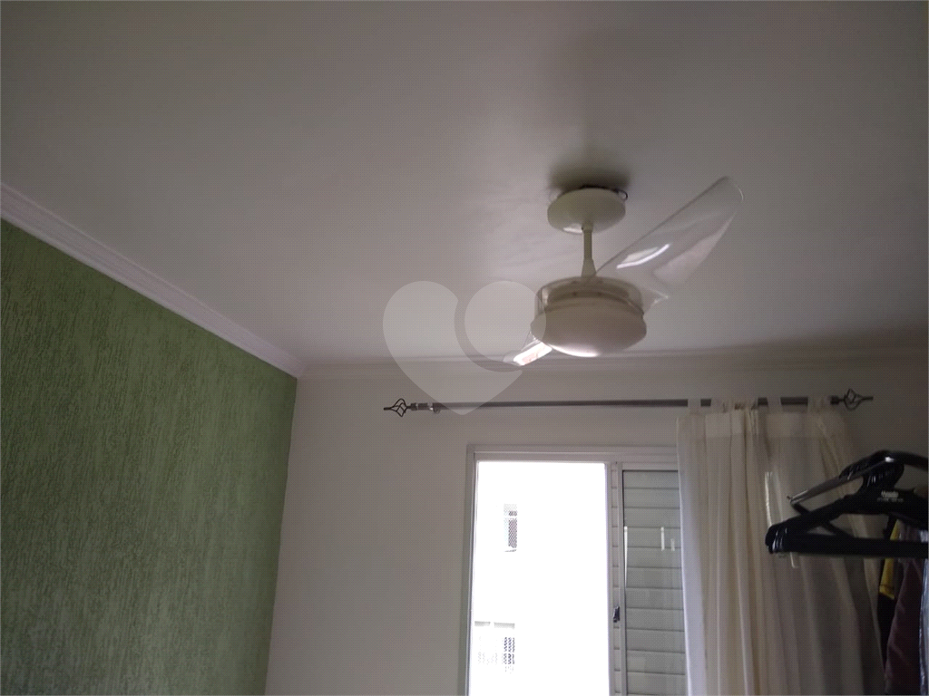 Vende-se apto de 02 dormitórios e 01 vaga - Vila Amélia 