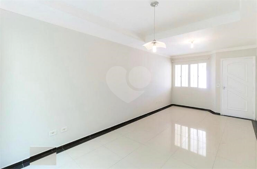 Sobrado à venda com 3 quartos, 211m² - Foto 2