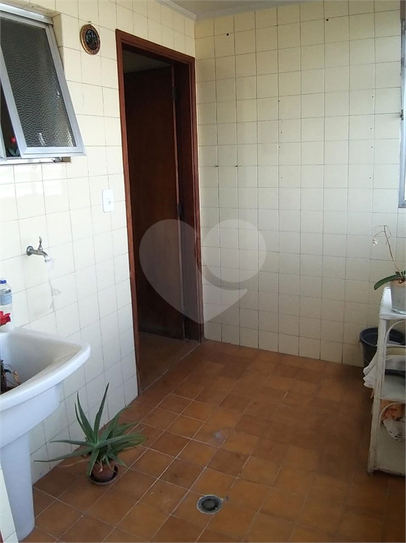 APARTAMENTO em TUCURUVI