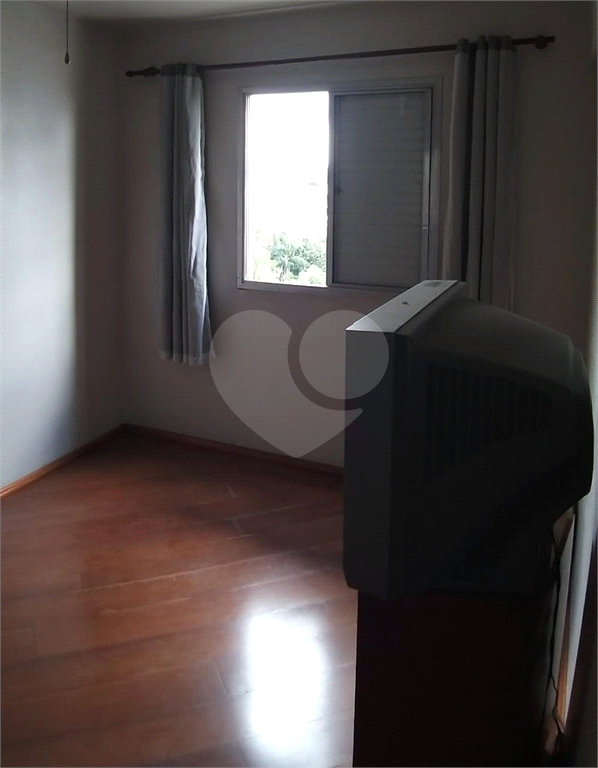 APARTAMENTO em TUCURUVI