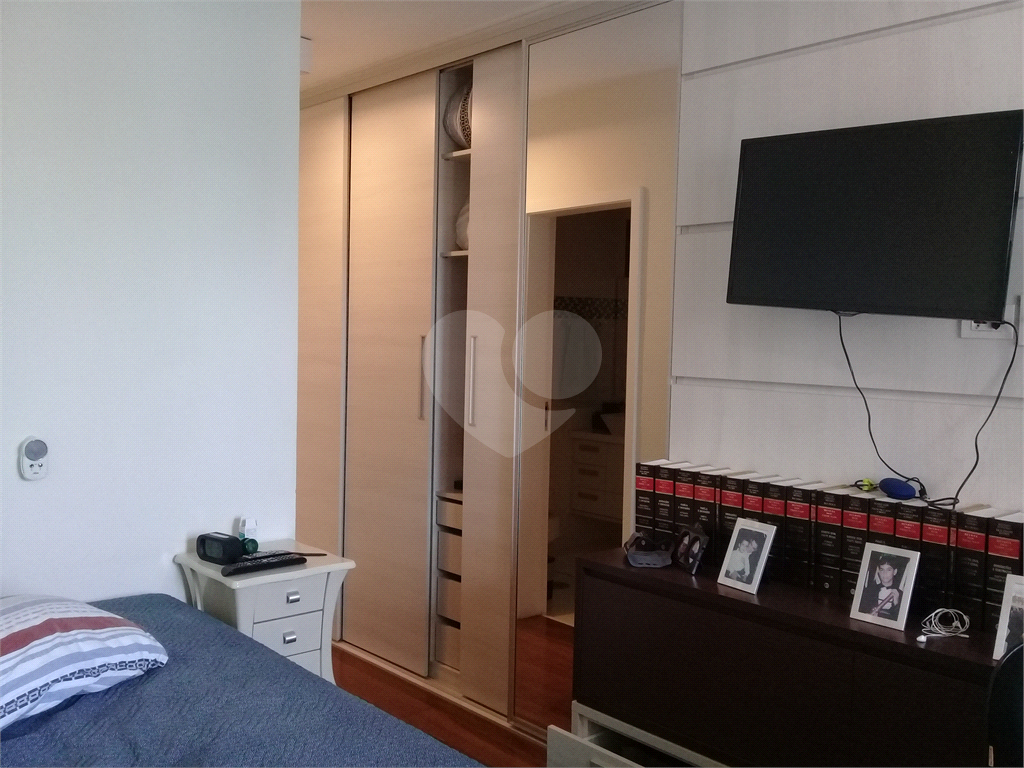 APARTAMENTO em SANTANA