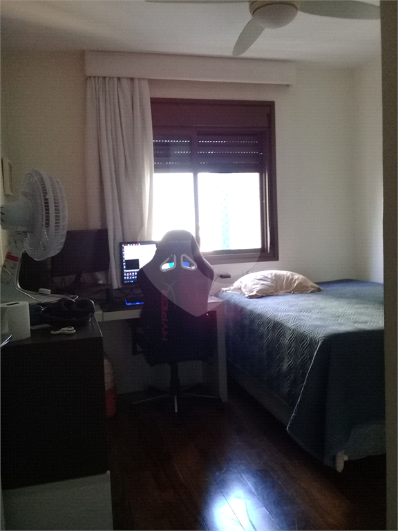 APARTAMENTO em SANTANA