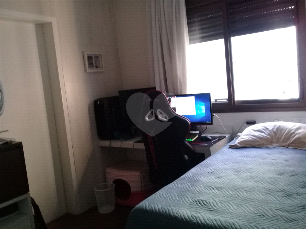 APARTAMENTO em SANTANA