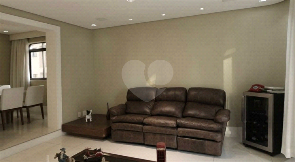 APARTAMENTO em SANTANA