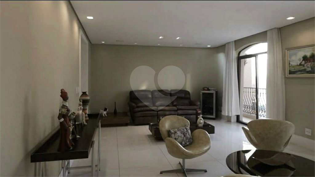 APARTAMENTO em SANTANA