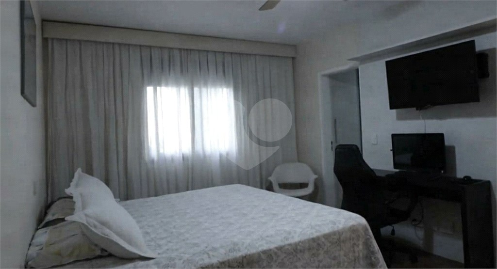 APARTAMENTO em SANTANA