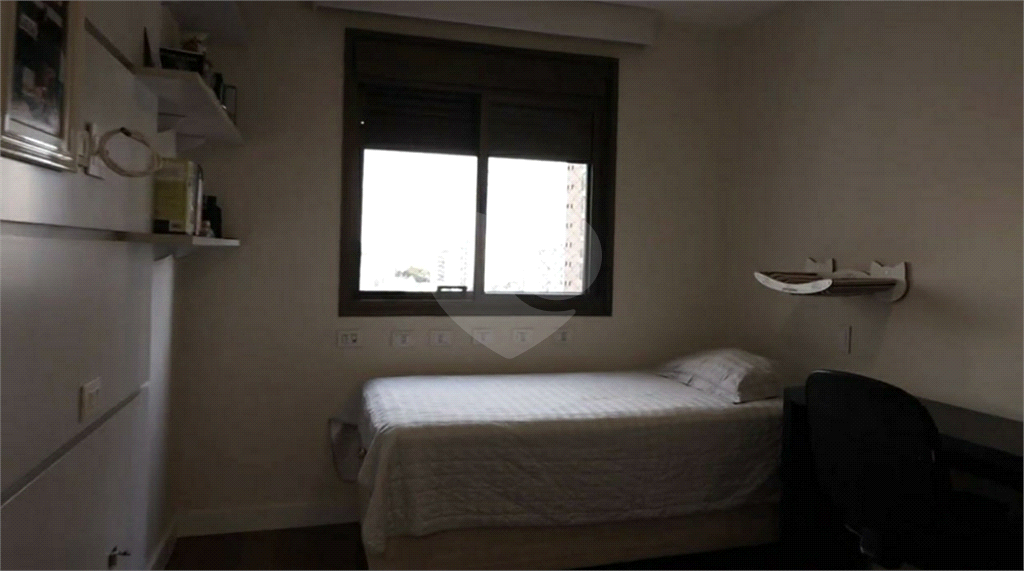 APARTAMENTO em SANTANA