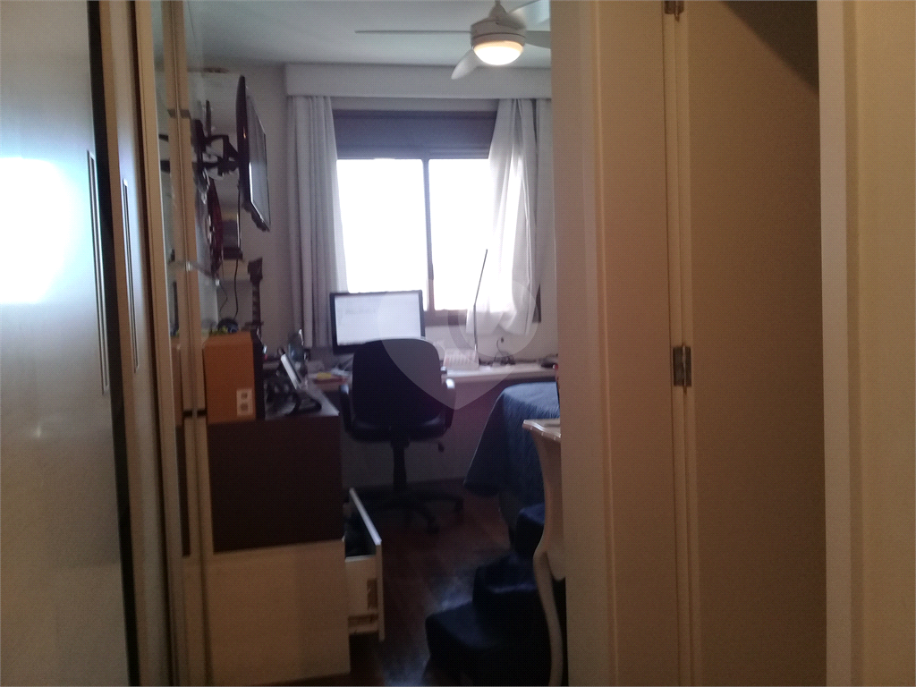 APARTAMENTO em SANTANA