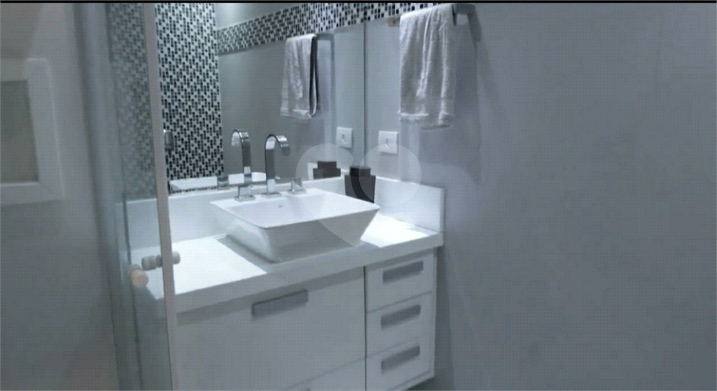 APARTAMENTO em SANTANA