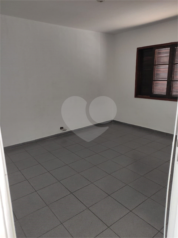 Casa Assobradada 06 vagas  /  VILA NOVA MAZZEI