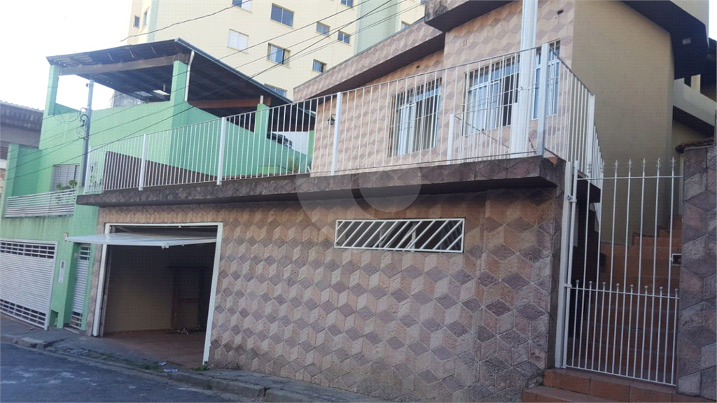 Sobrado à venda com 3 quartos, 195m² - Foto 1