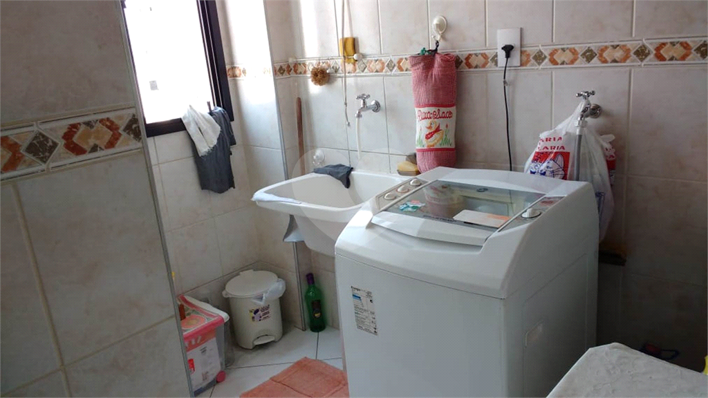 Apartamento na praia grande/Vende