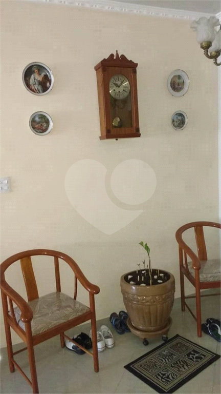 Apartamento na praia grande/Vende