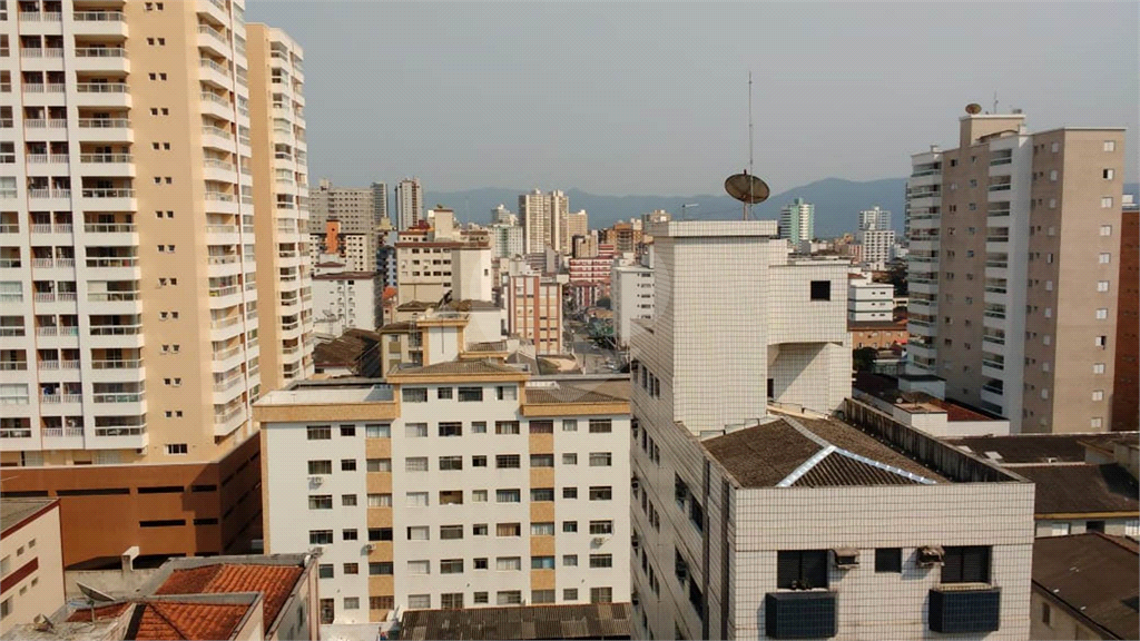 Apartamento na praia grande/Vende