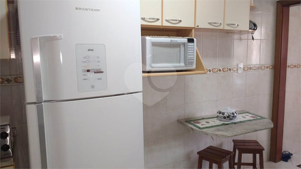 Apartamento na praia grande/Vende