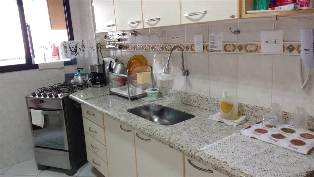 Apartamento na praia grande/Vende