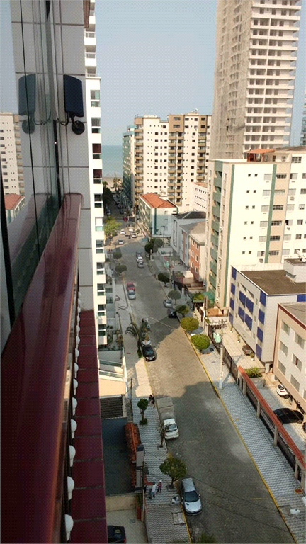 Apartamento na praia grande/Vende