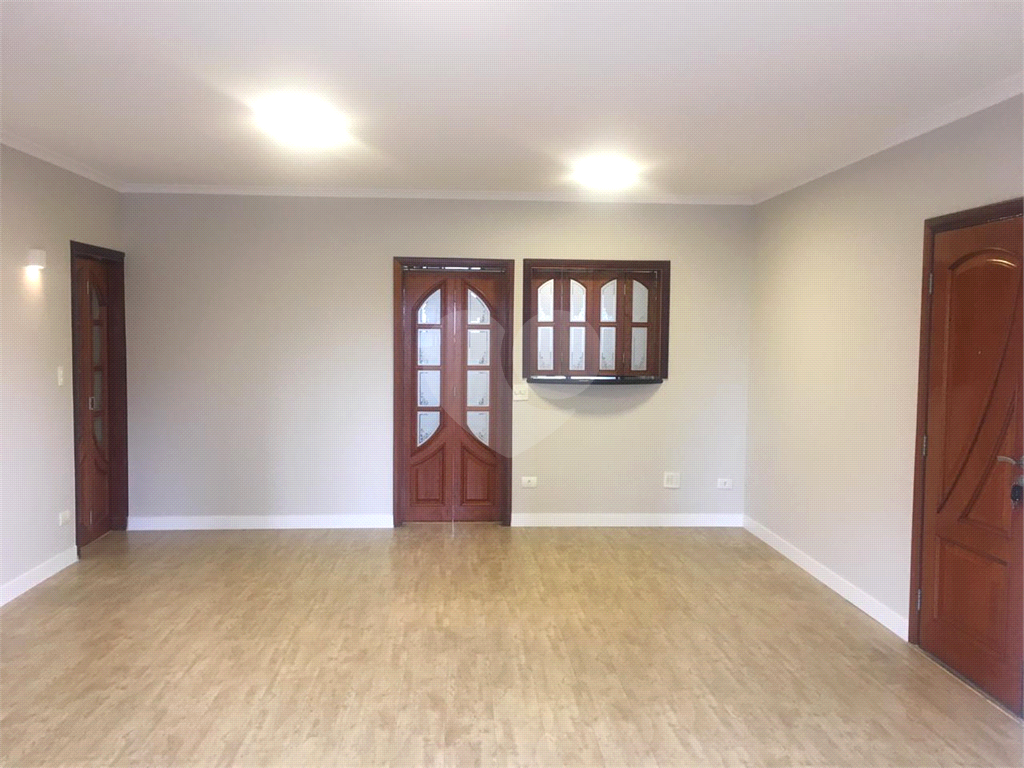 Apartamento Reformado - repleto de armários planejados