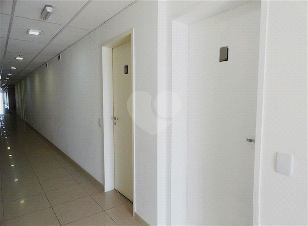 Sala comercial unificadas com a metragem de 87,21 metros quadrados. 8 minutos do Metrô