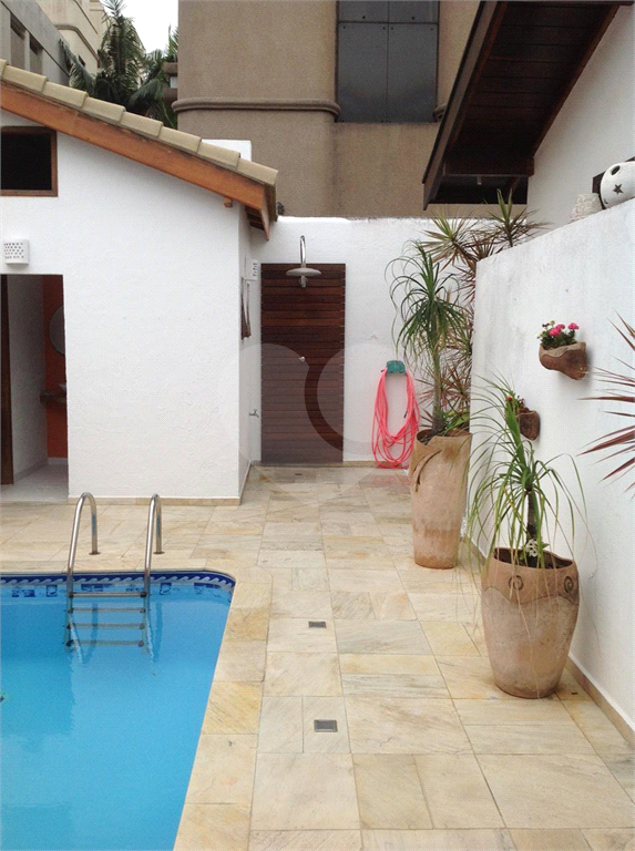 Casa Enseada - 200m da praia