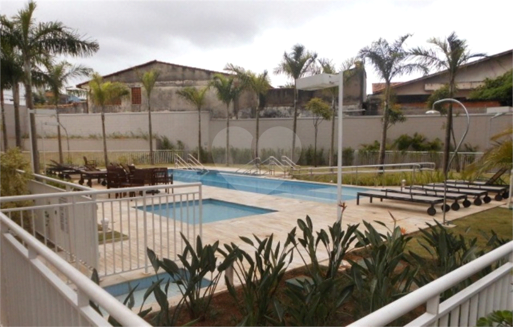 Apartamento em Jardim Belaura