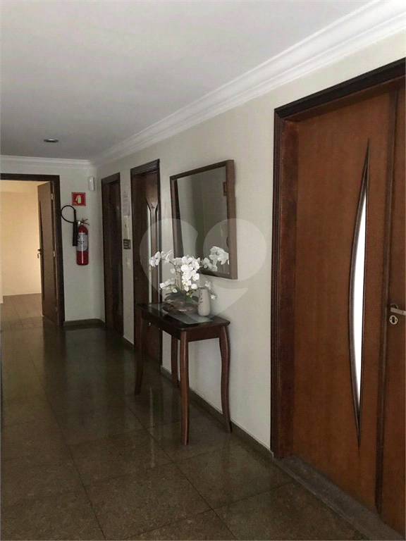 Apartamento 2 dormitórios à venda na Vila mariana. 