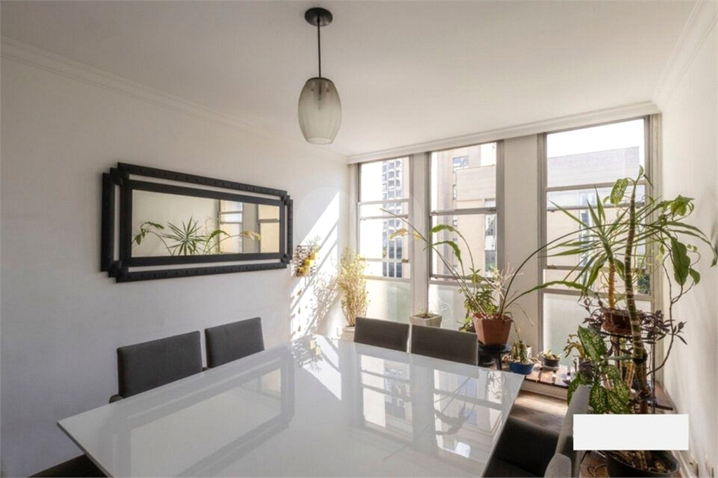 APARTAMENTO em HIGIENÓPOLIS