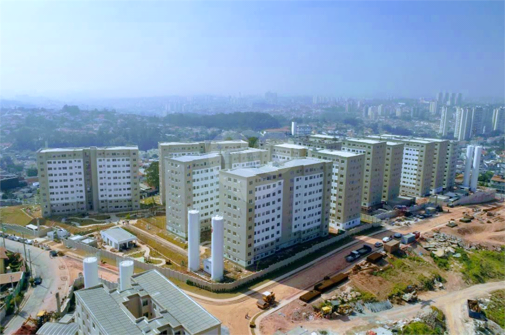 APARTAMENTO em BUTANTÃ