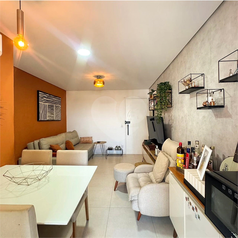 Apartamento próximo do metrô Parada Inglesa 2 dormitórios 1 suíte e 2 vagas 